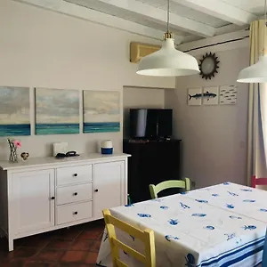 Fronte Mare Porto Vecchio Appartamento Lampedusa